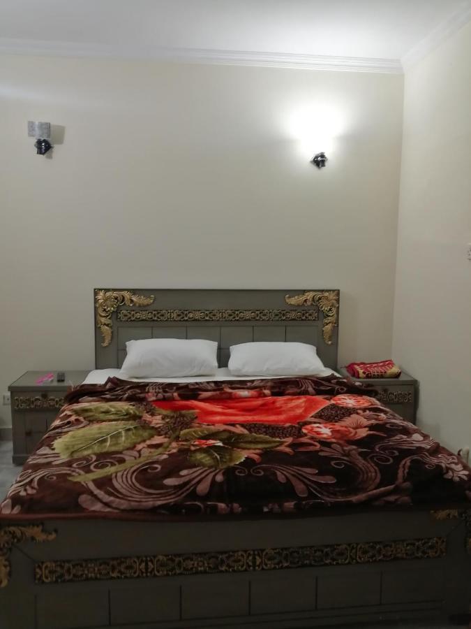 Star Hotel Lahaur Zewnętrze zdjęcie